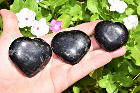 [1] Himalayan Black Tourmaline Crystal Puffy Heart / Palm Stone Healing Reiki