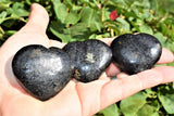 [1] Starburst Flash Nuummite Crystal Puffy Heart / Palm Stone ZENERGY GEMS