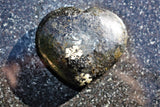 [1] Starburst Flash Nuummite Crystal Puffy Heart / Palm Stone ZENERGY GEMS